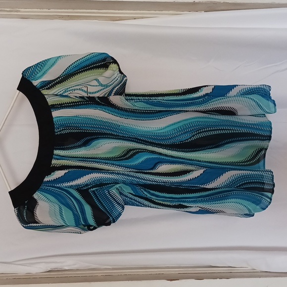 Blouse - Picture 2 of 3